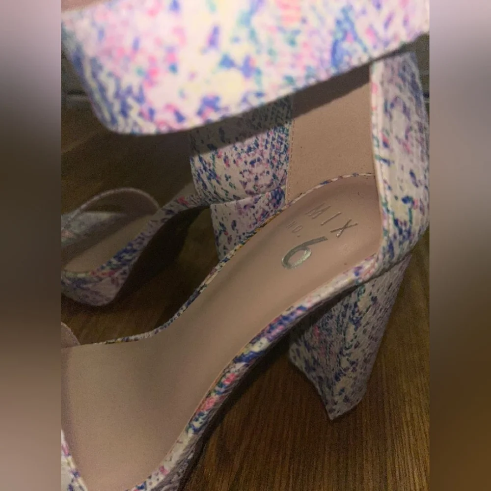 Colorful Splatter Heels - Picture 7 of 14